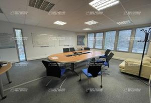 Vente bureaux Meylan - Proche bus C1 et autoroutes