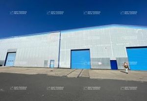 Local d'activité à louer Corbeil-Essonnes - Aire de stockage extérieure