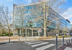 Location bureaux Issy-les-Moulineaux - Proche transports en commun
