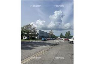 Local d'activité à louer Metz - Parc d'activité sortie A31
