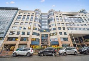 Location bureaux Issy-les-Moulineaux - Proche RER et tramway