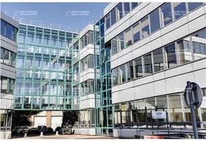 Location bureaux Massy - Proche commerces et axes routiers A6/10/126