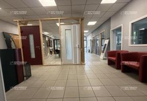 Locaux d'activité et bureaux à vendre Clouange