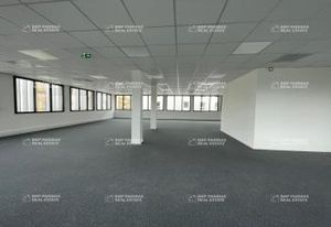 Bureaux à louer Nantes - Proche tramway et bus
