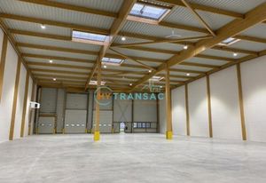 Location entrepôt Brie-Comte-Robert - Hauteur 8 m