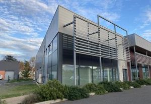 Location local commercial Andrézieux-Bouthéon - Zone commerciale