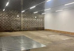 Location local commercial rénové Le Coteau