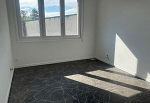 Location bureaux Saint-Priest-en-Jarez - Proche accès autoroutier