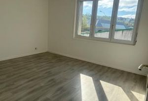 Location bureaux Saint-Priest-en-Jarez - Proche accès autoroutier