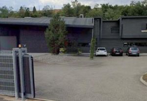 Local d'activité à louer Le Chambon-Feugerolles - Bâtiment rénové 2022
