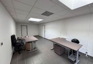 Location bureaux Rive-de-Gier ZI Combeplaine - Proche échangeur A47