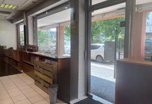 Local commercial Saint-Chamond centre-ville - Vitrine 9mL