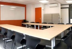 Location bureau Montrond-les-Bains centre - Proche commerces