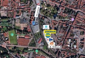 Vente ensemble commercial 3253 m² Roanne - 80 places parking