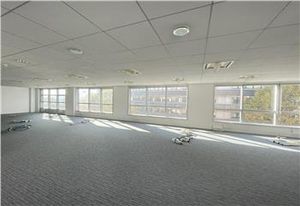 Location bureaux Saint-Denis - Place Pleyel, proche métro et future gare Saint-Denis Pleyel