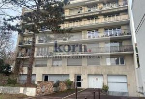 Location local commercial Saint-Cloud - Axe principal