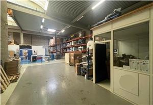 Local d'activité à vendre Trappes - Proche Paris
