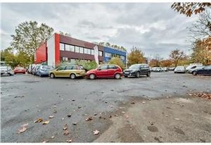 Bureaux à louer Torcy - Proche arrêt de bus