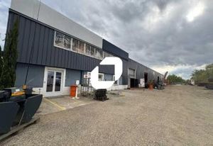 Bâtiment à vendre Latresne - Proximité axes routiers et visibilité
