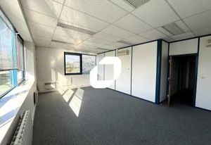 Location bureaux Écully - Proche Techlid et transports en commun