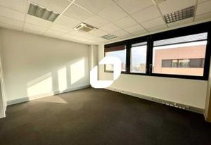 Bureaux à louer Lyon 3 - Part-Dieu, proche métro, tram et gare