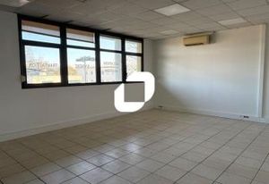 Bureaux à vendre Bron - Proche Tram T5, Rocade Est et A43