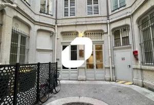 Location bureaux Lyon 2 - Proche métro et gare Perrache