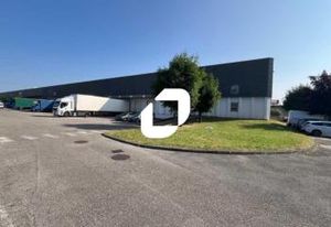 Entrepôt à louer Vénissieux - Proche transports en commun et autoroutes
