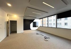 Location bureaux Lyon 2 - Proche transports et commerces