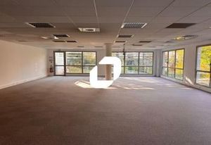 Location bureaux Écully - Parc Espace Européen - Proche A6 et métro D