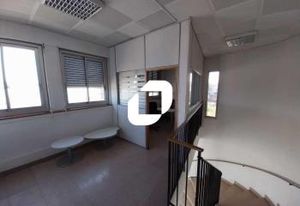 Bâtiment d'activité indépendant à vendre Décines-Charpieu
