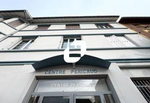 Vente centre médical Lyon 8 près Hôpital Jean Mermoz