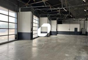 Location local d'activité Vénissieux - Divisible à partir de 340 m²