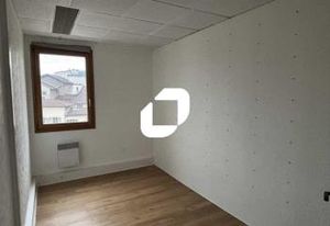 Location bureaux Lyon 7 - Proche A6, tramway et métro Jean Macé