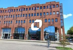 Location bureaux Villeneuve-d'Ascq - À 200 m du métro et parking