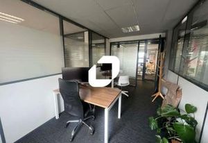 Location bureau - 230 m²