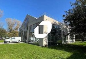Location bureaux Eybens - Proche bus C6/C8 et Rocade Sud Grenoble