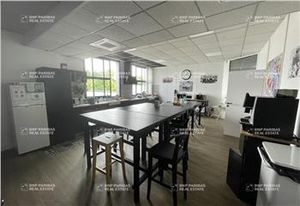 Vente local d'activité Croissy-Beaubourg - Proche autoroutes