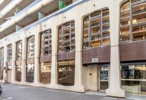Location bureaux Paris 17 - Quartier Batignolles, proche métro Pont Cardinet