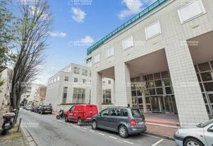Location bureaux Issy-les-Moulineaux - Proche transports en commun