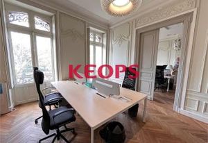 Location bureaux prestige Toulouse centre - Métro François Verdier