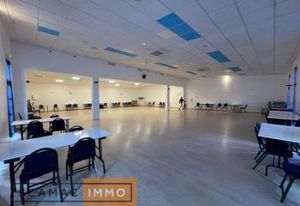 Local d'activités à vendre Pringy - Proche A6 et RER D