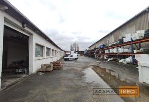 Local d'activités à louer Villeneuve-le-Roi - Accès gros porteurs