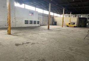 Location local d'activité Bobigny - Proche A86/A3 et transports