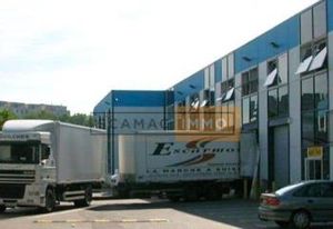 Location local d'activité Vitry-sur-Seine - Proche A86 et RER C
