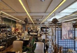 Local commercial 875 m² à louer Champigny-sur-Marne
