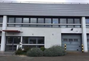 Location local d'activité Trappes - Proche RN12
