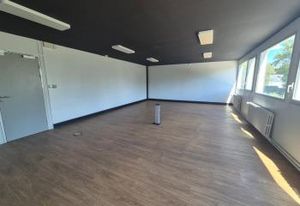 Location local d'activité Sarcelles - Proche A16/A1/A104