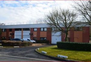 Location local d'activité Villepinte - Proche RER B et autoroutes