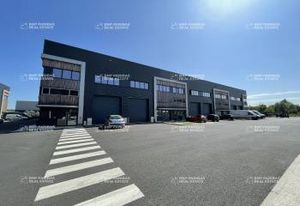 Location local d'activité Vaires-sur-Marne - Parc récent